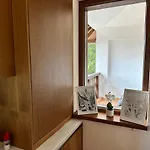 гранд ризорт с камином и видом на лес Apartment