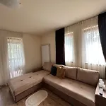 Apartment гранд ризорт с камином и видом на лес *