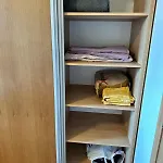 гранд ризорт с камином и видом на лес