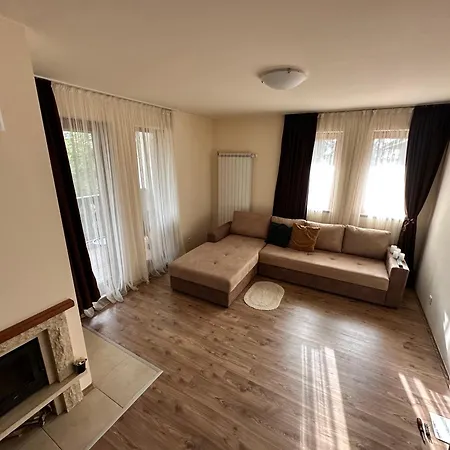 гранд ризорт с камином и видом на лес * Pamporovo