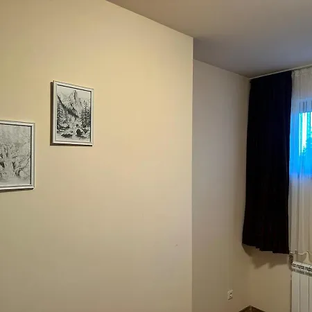 гранд ризорт с камином и видом на лес Apartment