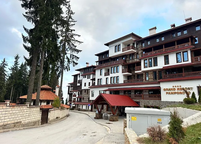 Apartmán гранд ризорт с камином и видом на лес Pamporovo