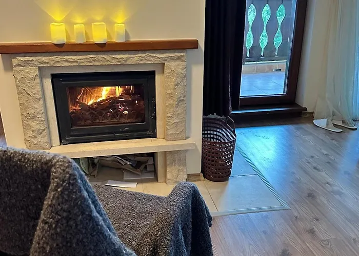 гранд ризорт с камином и видом на лес Apartmán *