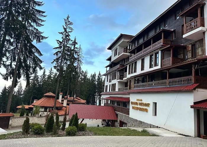 Apartmán гранд ризорт с камином и видом на лес *