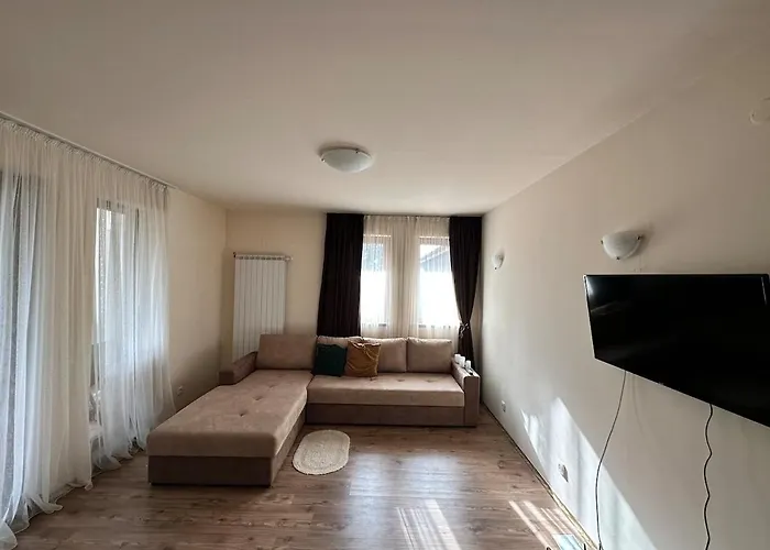 гранд ризорт с камином и видом на лес Apartmán *
