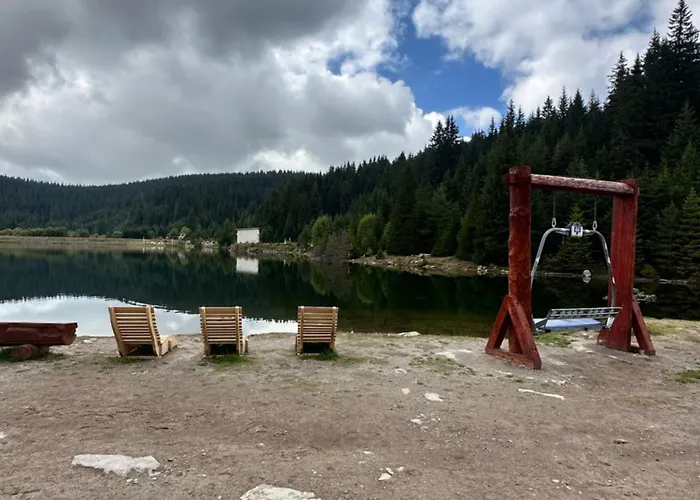 гранд ризорт с камином и видом на лес Apartmán